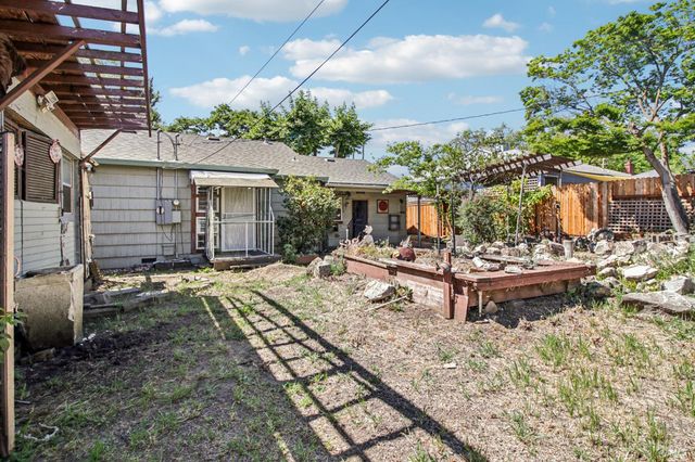 1012 Mariposa St, Vallejo, CA 94590