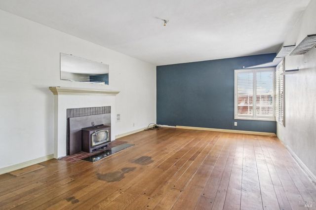 1012 Mariposa St, Vallejo, CA 94590