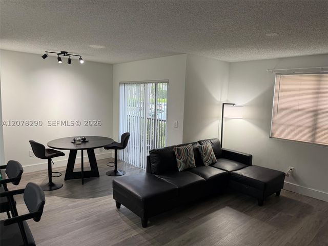 1259 SW 46th Ave 1913, Pompano Beach, FL 33069