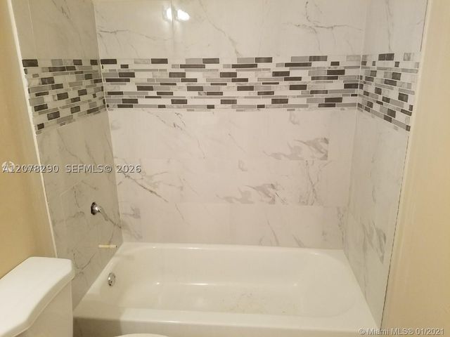 1259 SW 46th Ave 1913, Pompano Beach, FL 33069