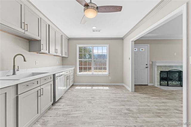 6115 Ashbury, Northport, AL 35473