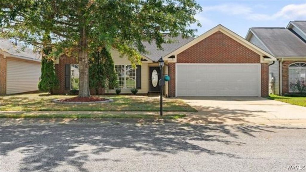 6115 Ashbury, Northport, AL 35473