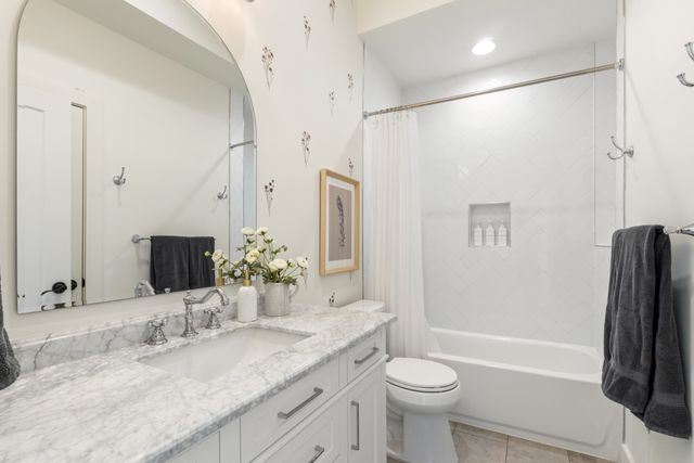 1037C Scovel St, Nashville, TN 37208