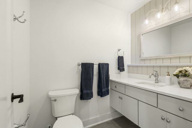 1037C Scovel St, Nashville, TN 37208