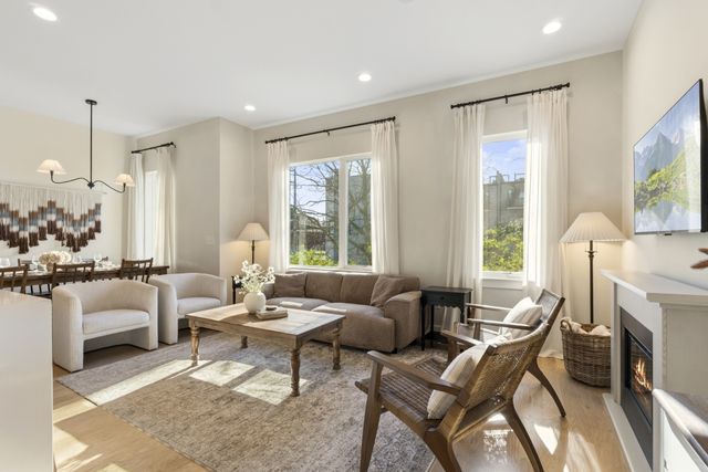 1037C Scovel St, Nashville, TN 37208