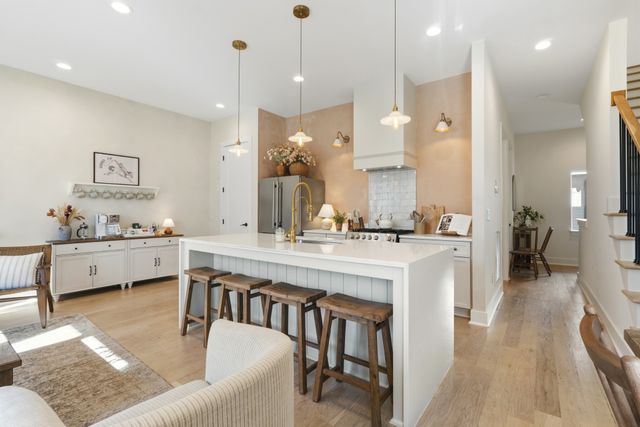 1037C Scovel St, Nashville, TN 37208