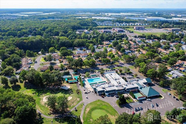 205 Newport Road A, Monroe, NJ 08831