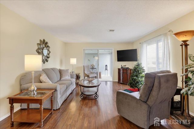 205 Newport Road A, Monroe, NJ 08831