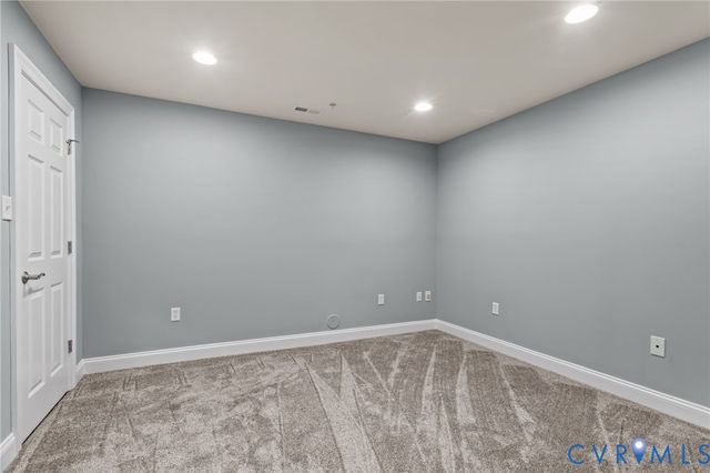 1126 Hyde Ln, Henrico, VA 23229
