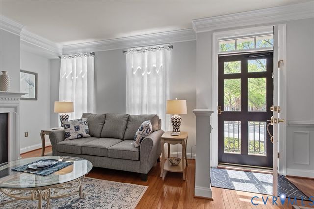 1126 Hyde Ln, Henrico, VA 23229