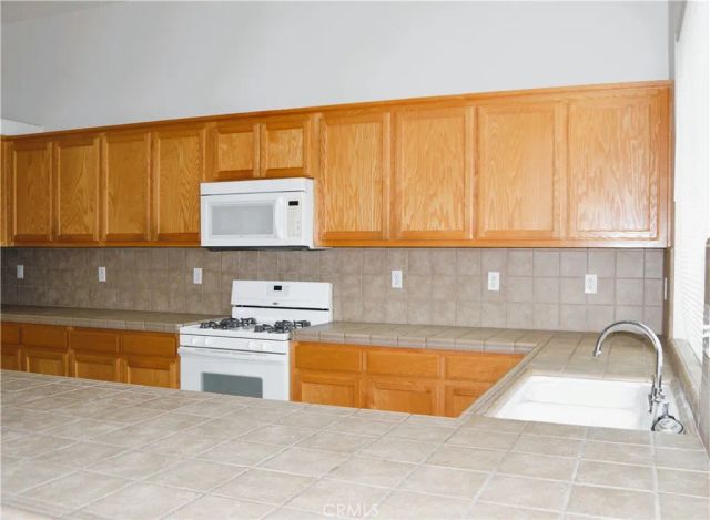 457 Petunia Court, Merced, CA 95341