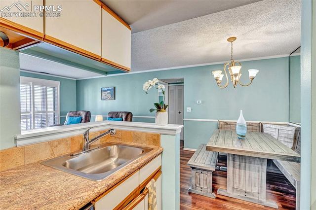 846 Tenderfoot Hill Road 102, Colorado Springs, CO 80906