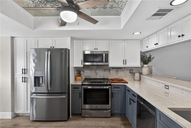 15411 River Vista DR S 202, North Fort Myers, FL 33917