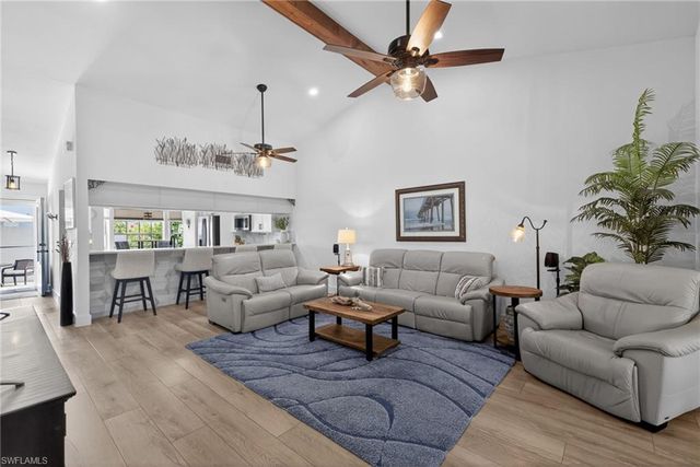 15411 River Vista DR S 202, North Fort Myers, FL 33917