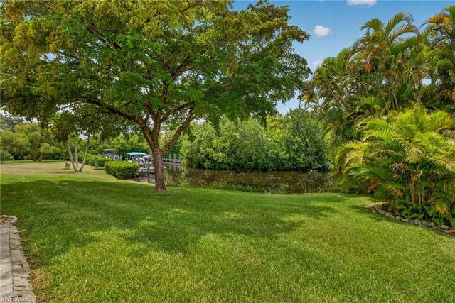 15411 River Vista DR S 202, North Fort Myers, FL 33917