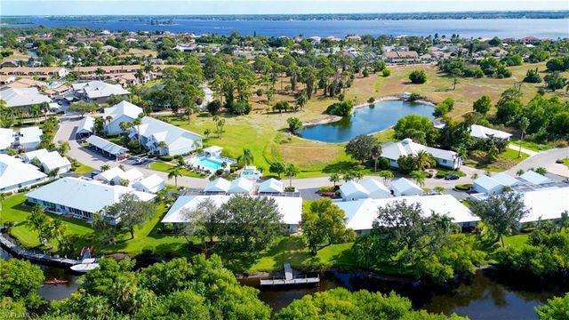 15411 River Vista DR S 202, North Fort Myers, FL 33917