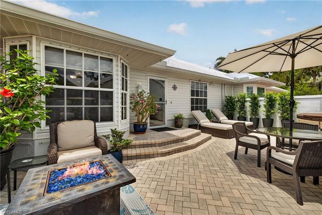 15411 River Vista DR S 202, North Fort Myers, FL 33917