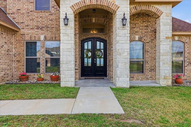 2400 Diamond D Drive, Beaumont, TX 77713