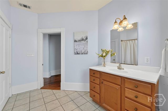 1902 Barnard Street, Savannah, GA 31401