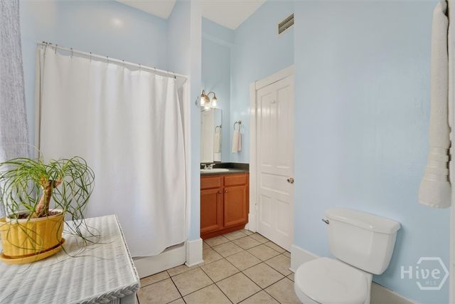 1902 Barnard Street, Savannah, GA 31401