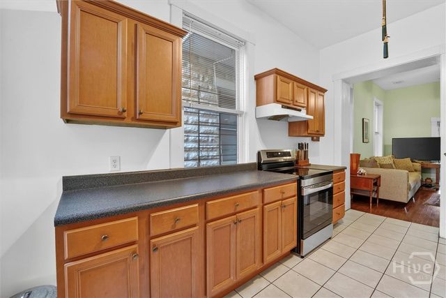 1902 Barnard Street, Savannah, GA 31401