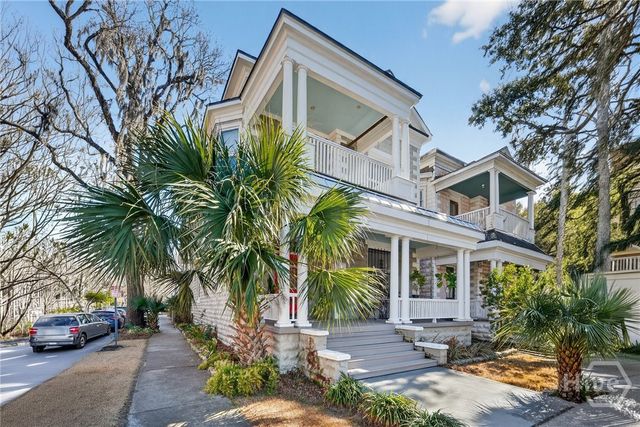 1902 Barnard Street, Savannah, GA 31401