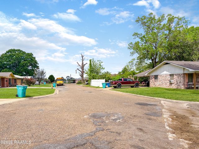 200 Oleander Street, Opelousas, LA 70570
