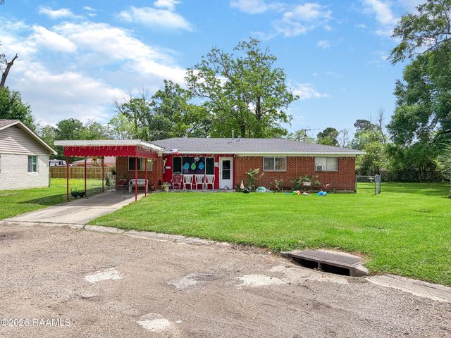 200 Oleander Street, Opelousas, LA 70570