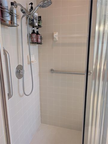 214 LONDON DRIVE, Palm Coast, FL 32137