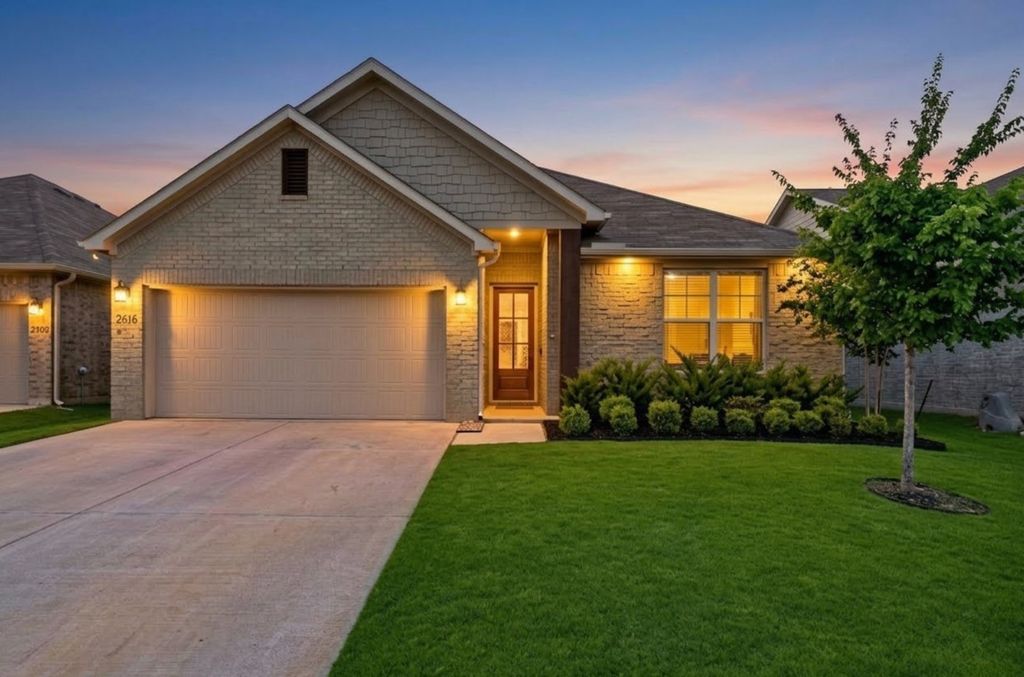 2616 Donella Drive, Denton, TX 76207