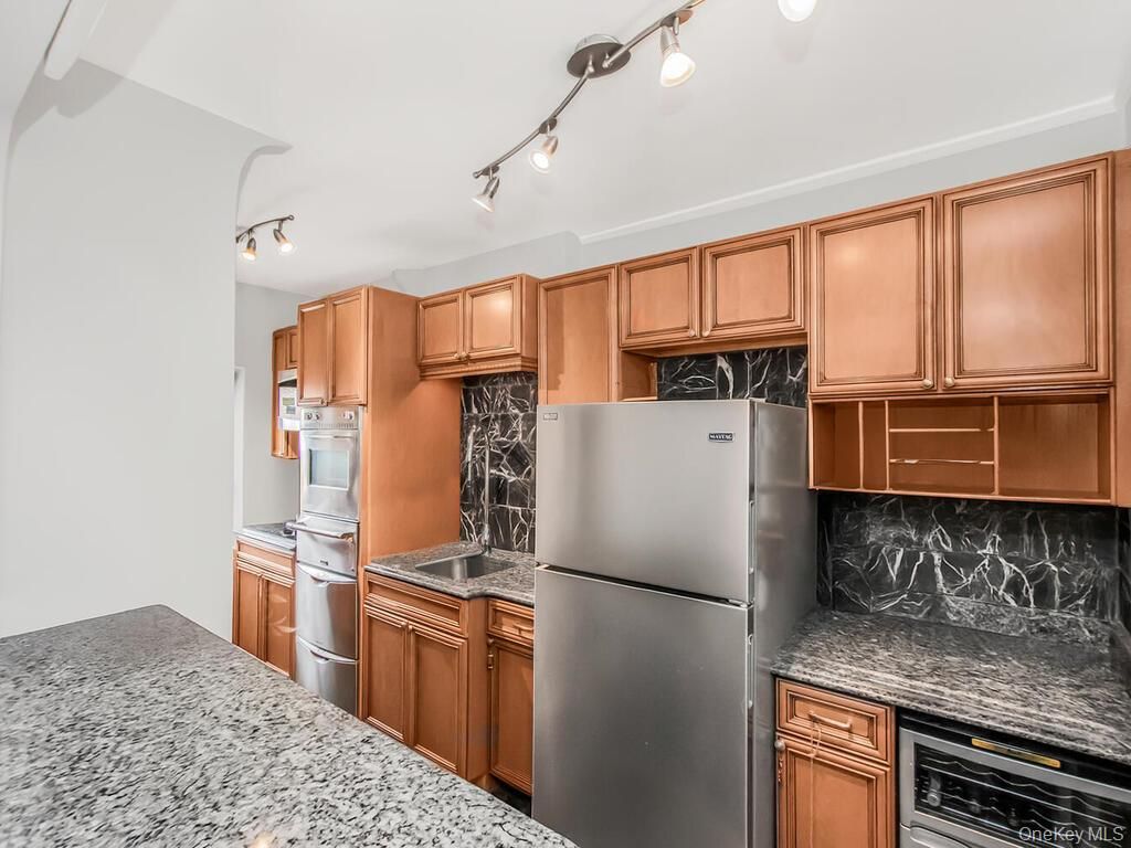 470 N Broadway B34, Yonkers, NY 10701