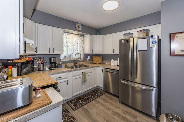 4560 Center Road, Brunswick, OH 44212