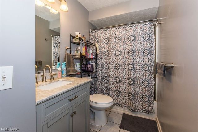 4560 Center Road, Brunswick, OH 44212