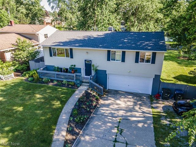 4560 Center Road, Brunswick, OH 44212