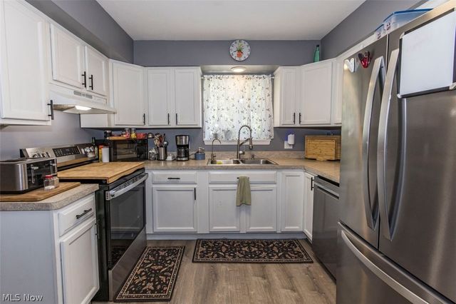 4560 Center Road, Brunswick, OH 44212