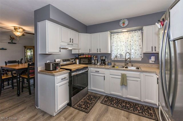 4560 Center Road, Brunswick, OH 44212