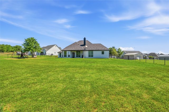 1176 Horizon Trace Drive, Azle, TX 76020