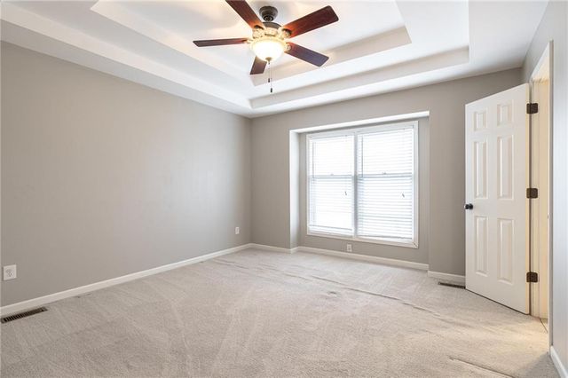 1317 NE Foxwood Drive, Lee's Summit, MO 64086