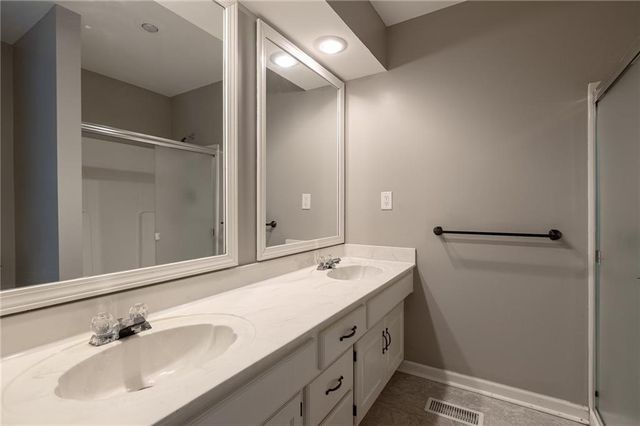 1317 NE Foxwood Drive, Lee's Summit, MO 64086