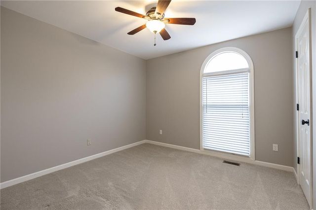 1317 NE Foxwood Drive, Lee's Summit, MO 64086