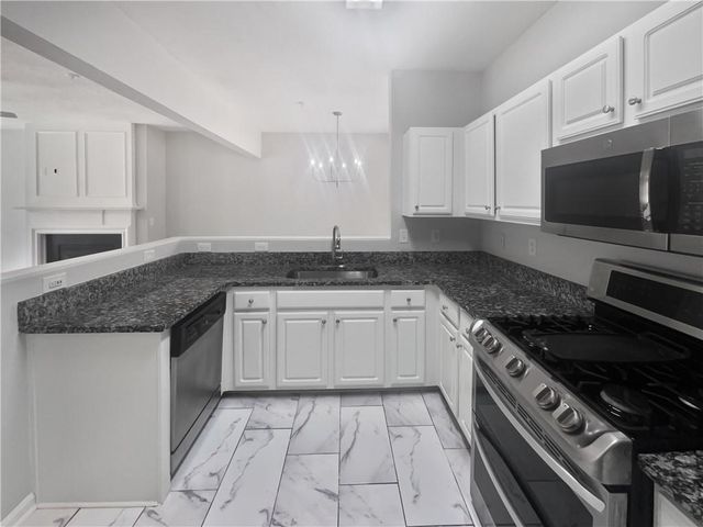 212 Riverstone Commons Circle, Canton, GA 30114