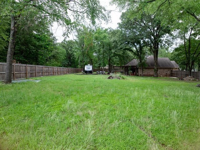 104 Autumn Wood Trail, Gun Barrel City, TX 75156