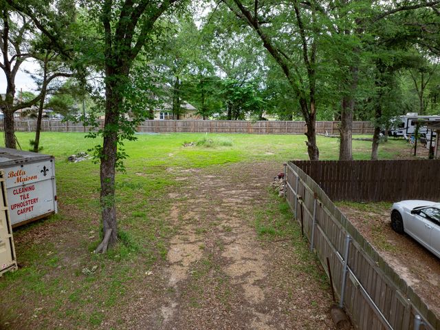 104 Autumn Wood Trail, Gun Barrel City, TX 75156