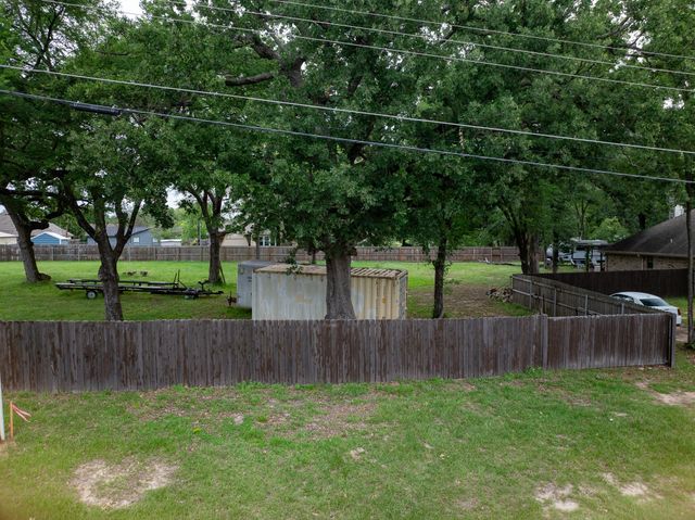 104 Autumn Wood Trail, Gun Barrel City, TX 75156