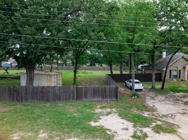 104 Autumn Wood Trail, Gun Barrel City, TX 75156