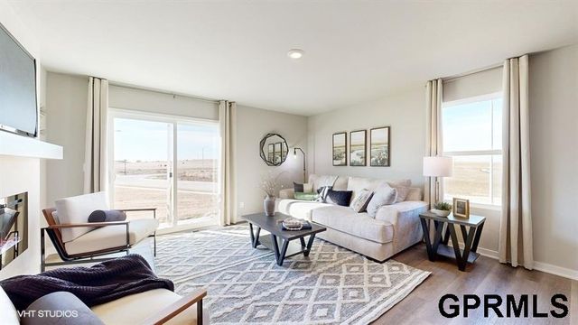 11981 S 114th Avenue, Papillion, NE 68046