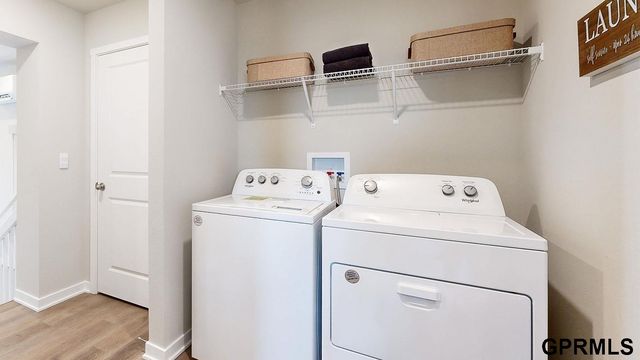 11981 S 114th Avenue, Papillion, NE 68046