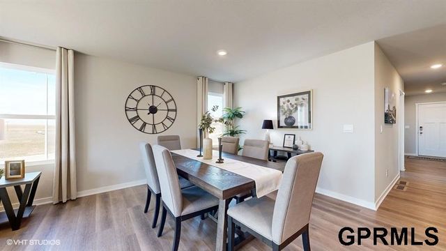 11981 S 114th Avenue, Papillion, NE 68046
