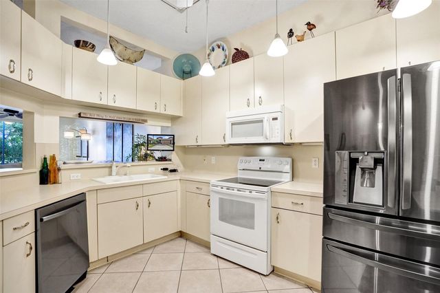 10116 Lombardy Drive 10116, Tamarac, FL 33321