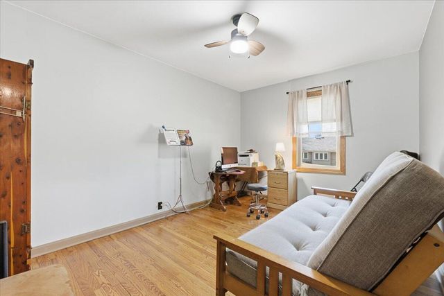 155 S LINDEN Avenue, Council Bluffs, IA 51503